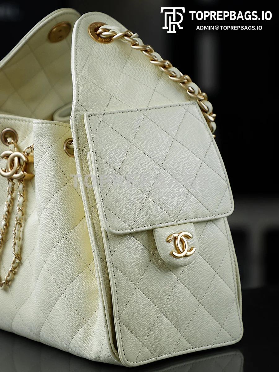 i1758086512172_8883_0_1 Chanel 25 Bag Small Hobo in Yellow