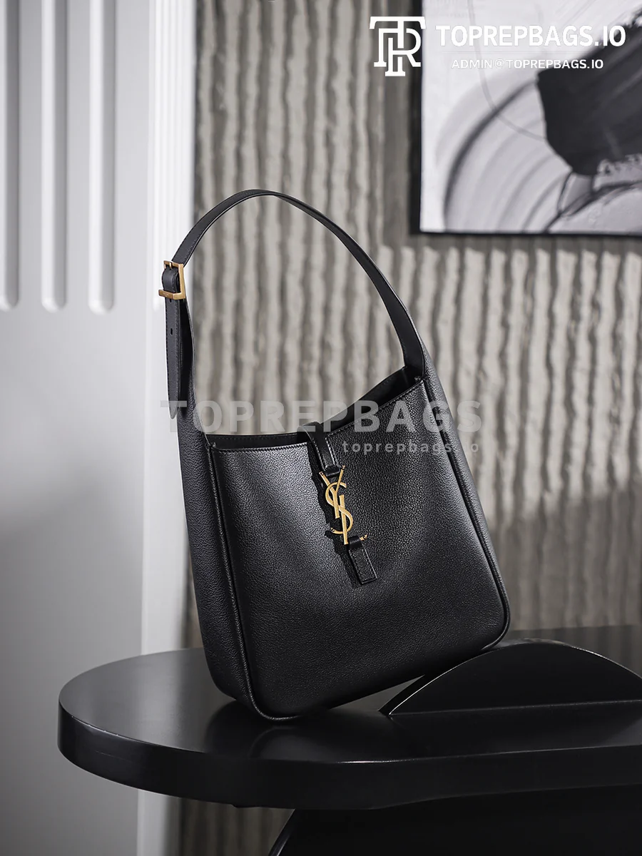 i1758103317585_7310_0_2 YSL Le 5 A 7 Hobo in Black