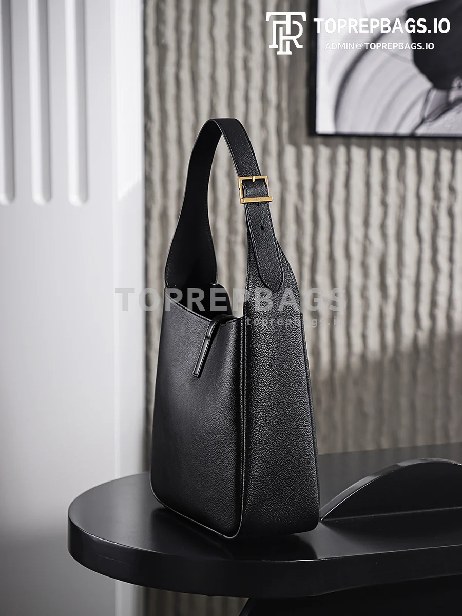 i1758103319544_6710_0_4 YSL Le 5 A 7 Hobo in Black