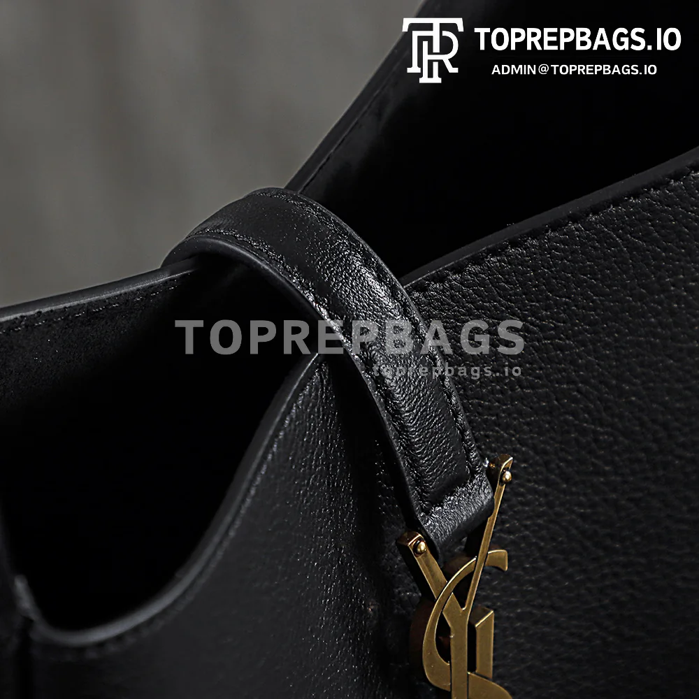 i1758103440607_424_0_5 YSL Le 5 A 7 Hobo in Black
