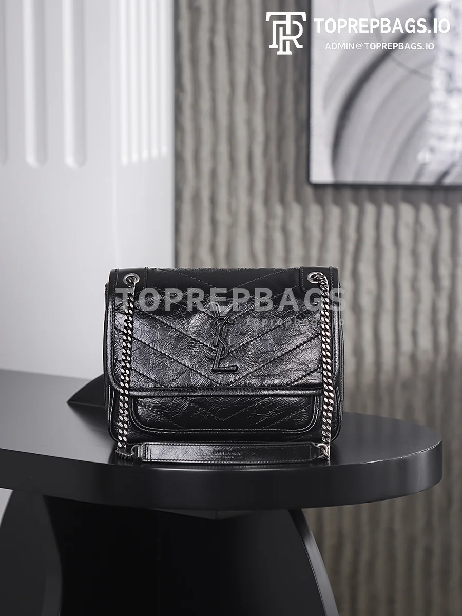 i1758626161082_2394_0_0 YSL Niki in Black