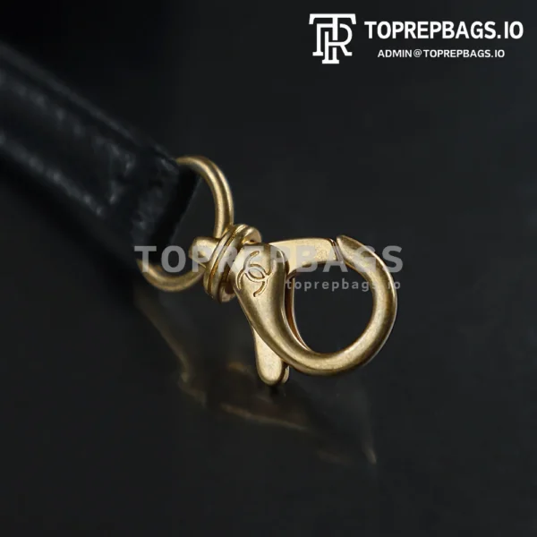 i1758788739350_5860_0_3 Chanel 25 Bag in Black