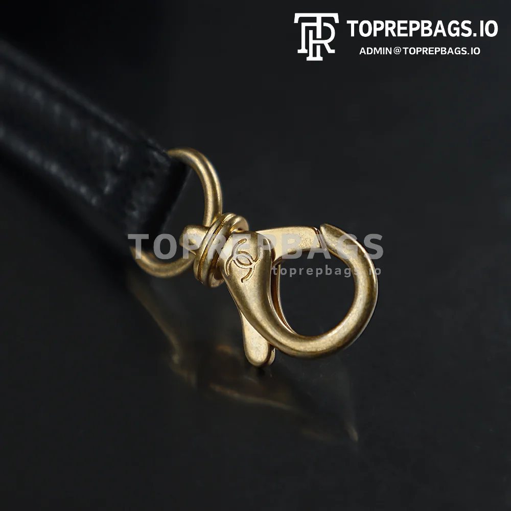 i1758788739350_5860_0_3 Chanel 25 Bag in Black