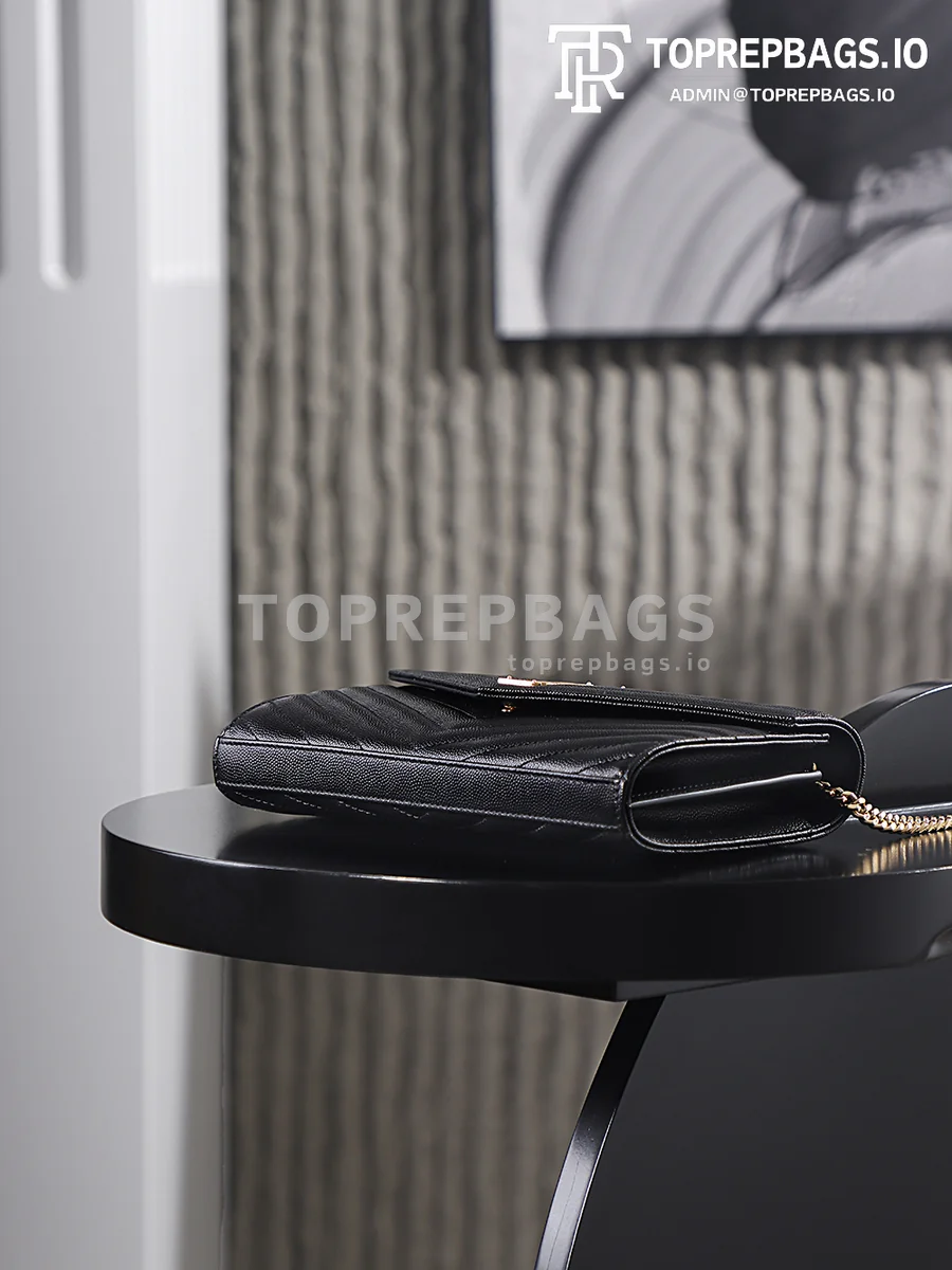 i1758967486005_376_0_2 YSL CASSANDRE WOC in Black