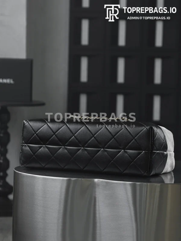 i1759994112048_4266_0_4 Chanel Handbag Hobo in Grey
