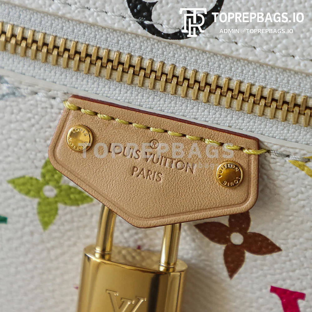 i1760172291946_7424_0_0 Louis Vuitton Vanity Pouch in White