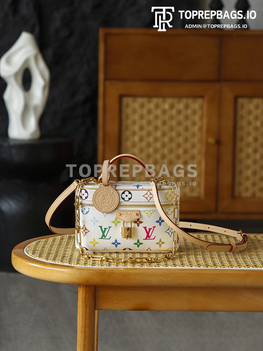 i1760172403019_9093_0_0 Louis Vuitton Vanity Pouch in White