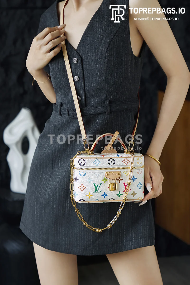 i1760172611908_6974_0_7 Louis Vuitton Vanity Pouch in White