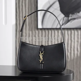 i1760421731765_4981_0_3 YSL Le 5 A 7 in Black