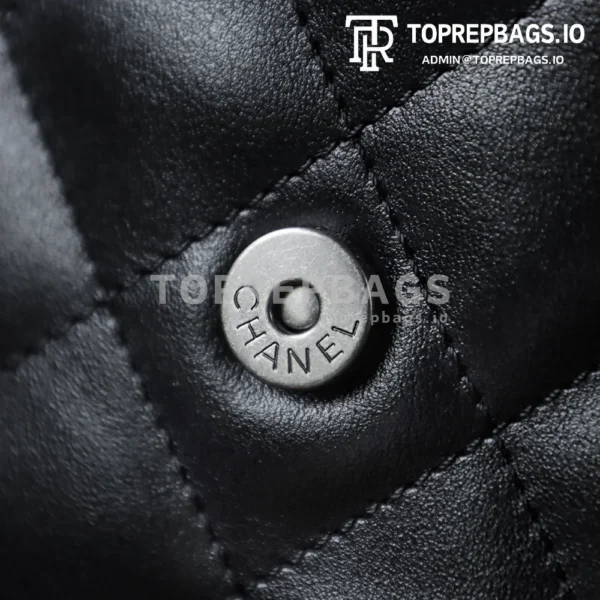 i1760590189435_2247_0_1 Chanel 25 Bag Bucket in Black