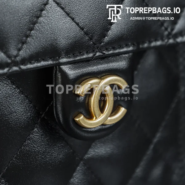 i1760590190678_5959_0_2 Chanel 25 Bag Bucket in Black