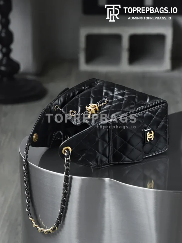 i1760590356476_8325_0_8 Chanel 25 Bag Bucket in Black