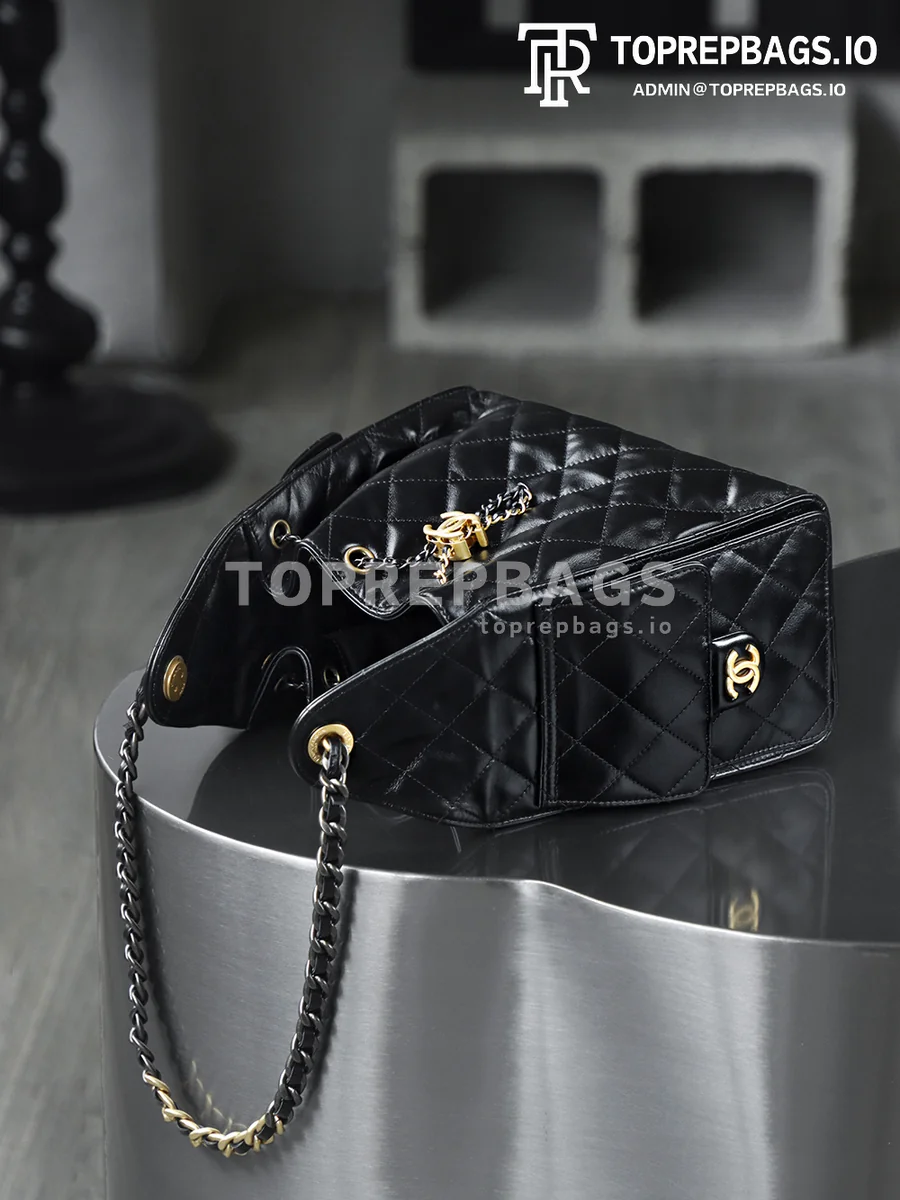 i1760590356476_8325_0_8 Chanel 25 Bag Bucket in Black