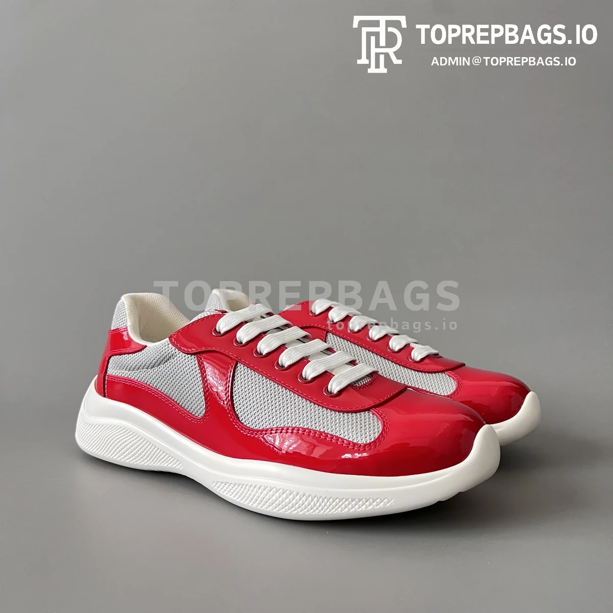 i1760774423674_2497_0_2 Prada America's Cup in Red