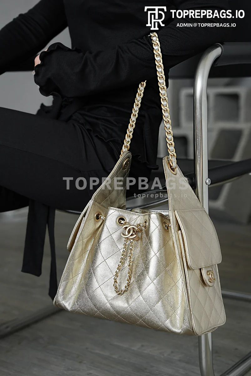 i1760939273782_6177_0_3 Chanel 25 Bag Small Hobo in !