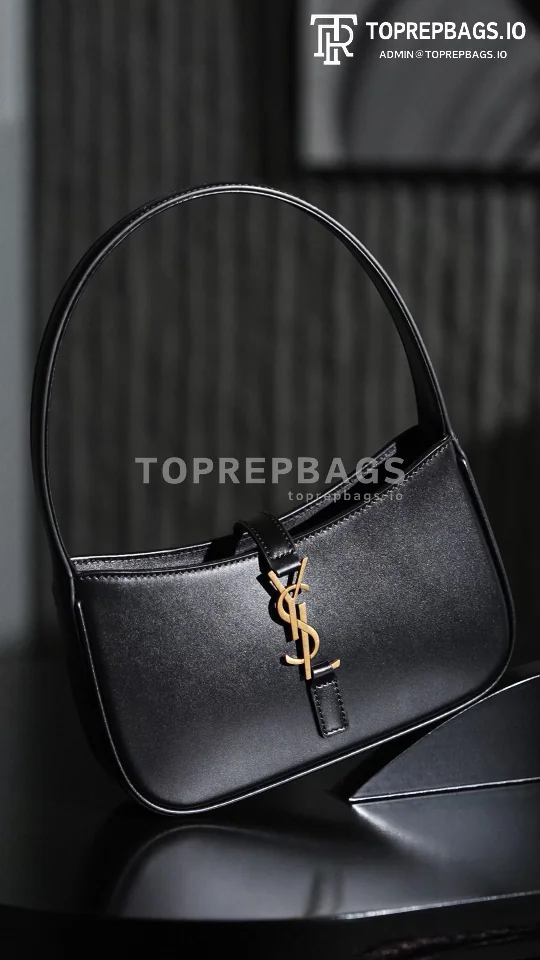 i1762492368535_6732_0_0 YSL Le 5 A 7 in Black