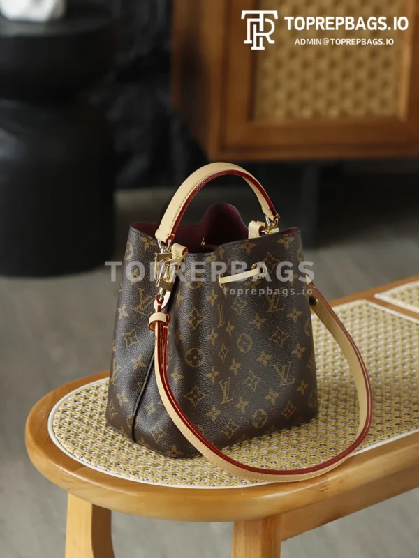 i1762579300665_3001_0_6 Louis Vuitton NeoNoe BB Bucket in Brown