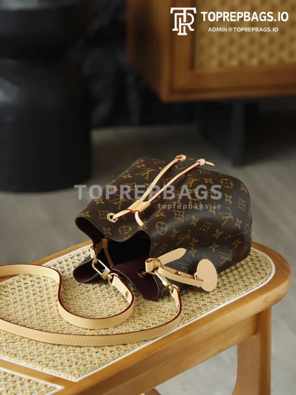 i1762579301756_9658_0_8 Louis Vuitton NeoNoe BB Bucket in Brown
