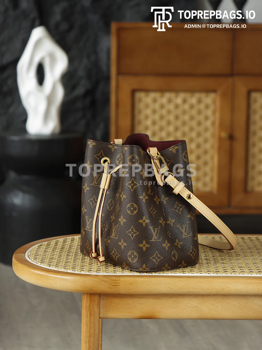 i1762579301811_9565_0_1 Louis Vuitton NeoNoe BB Bucket in Brown