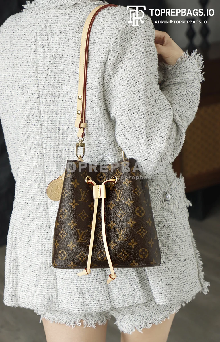 i1762579459300_424_0_0 Louis Vuitton NeoNoe BB Bucket in Brown