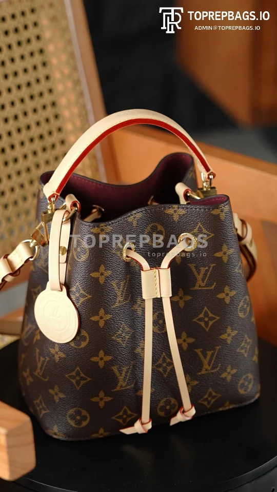 i1762579506550_8188_0_0 Louis Vuitton NeoNoe BB Bucket in Brown