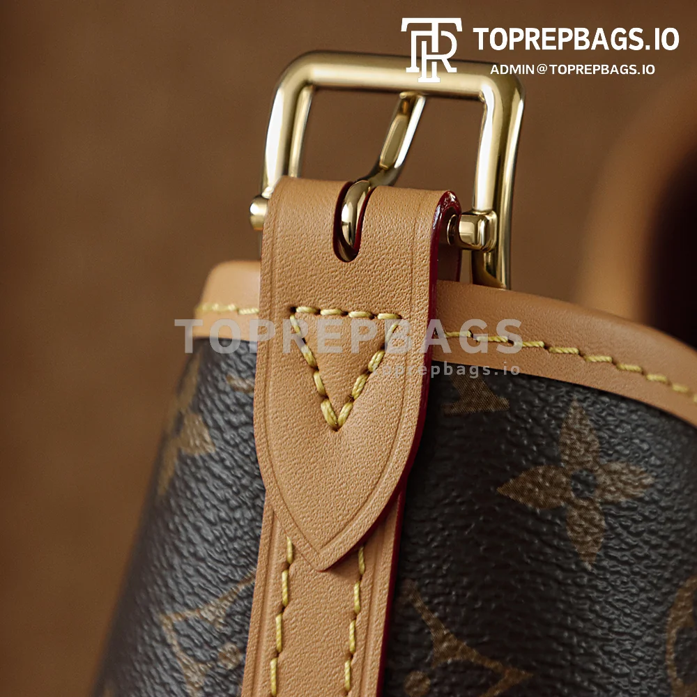i1762938752488_5975_0_4 Louis Vuitton CarryAll in Brown