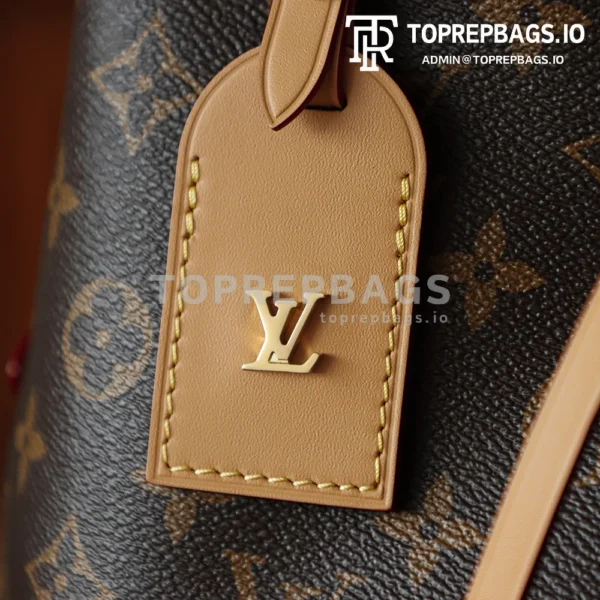 i1762938753413_9235_0_5 Louis Vuitton CarryAll in Brown