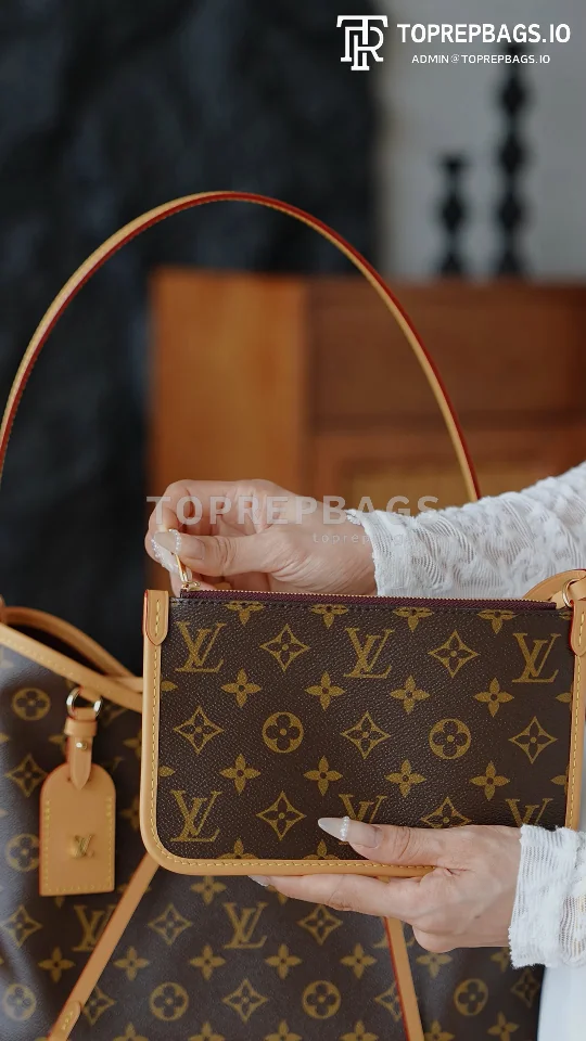 i1762938931464_4287_0_0 Louis Vuitton CarryAll in Brown
