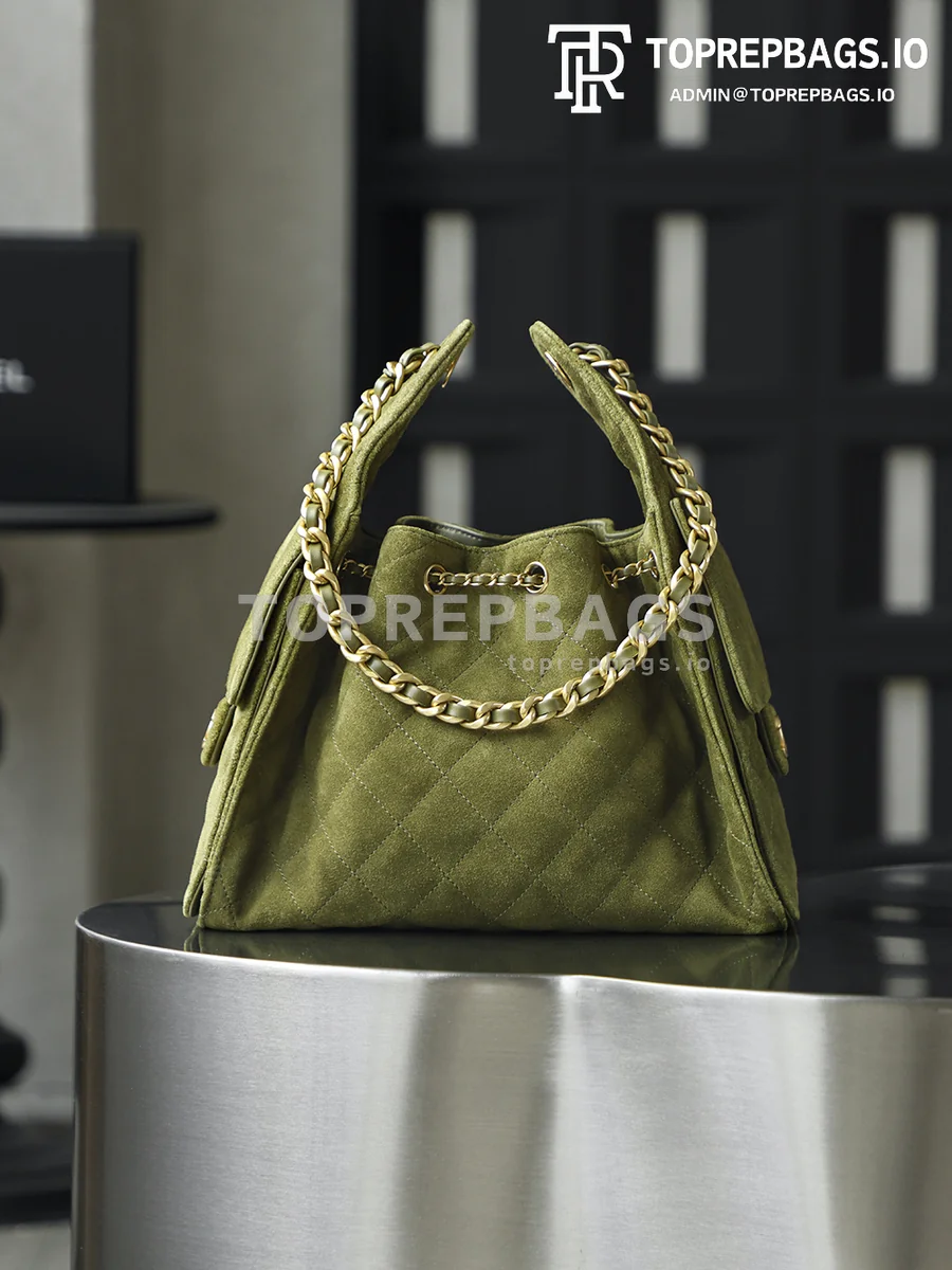 i1763115076950_1659_0_3 Chanel 25 Bag Hobo in Green