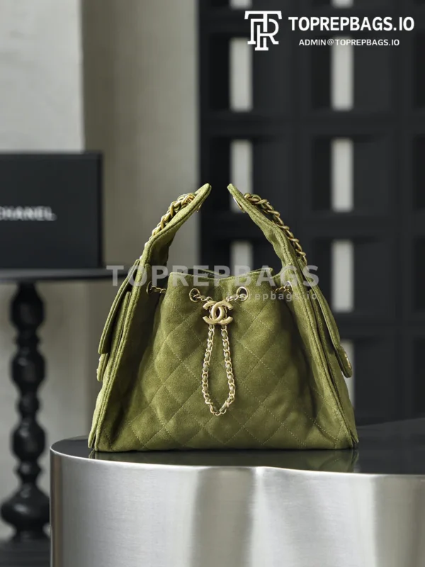 i1763115077871_8563_0_0 Chanel 25 Bag Hobo in Green