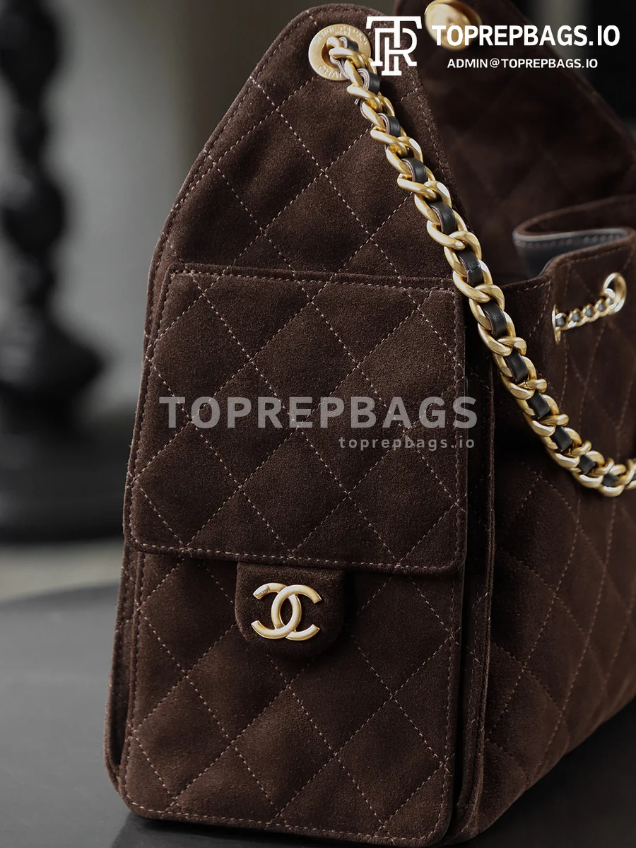 i1763365654798_6191_0_2 Chanel 25 Bag Small Hobo in Brown