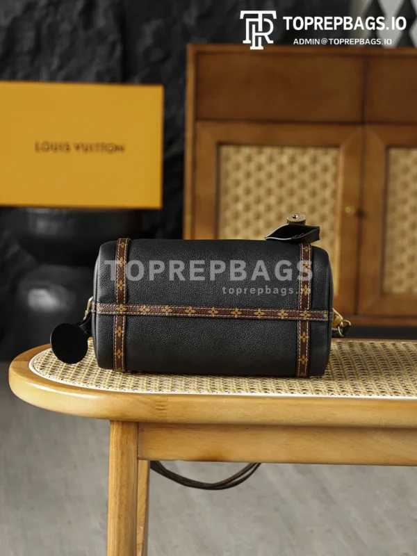 i1763460128657_237_0_3 Louis Vuitton Express Small in Black