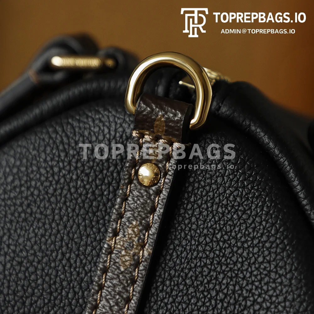 i1763460248035_7290_0_10 Louis Vuitton Express Small in Black