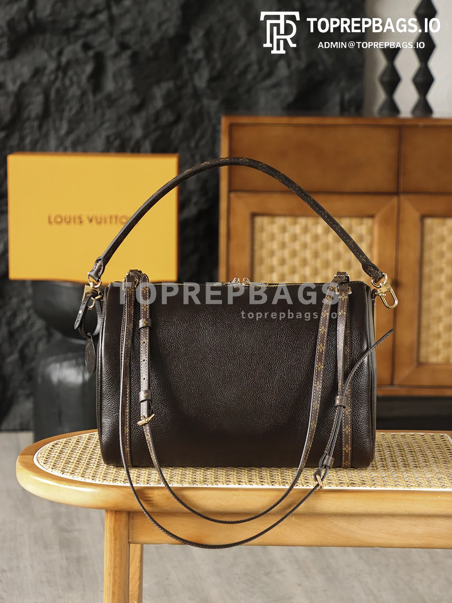 i1763460774609_6365_0_2 Louis Vuitton Express in Brown