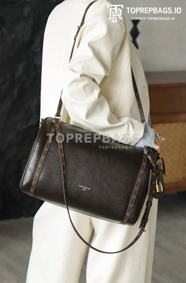 i1763460973998_6396_0_2 Louis Vuitton Express in Brown
