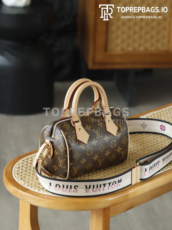 i1763534073174_7465_0_7 Louis Vuitton Speedy in Brown