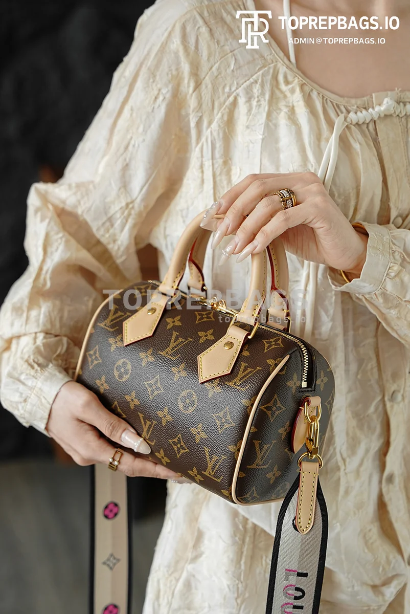 i1763534197156_8368_0_6 Louis Vuitton Speedy in Brown