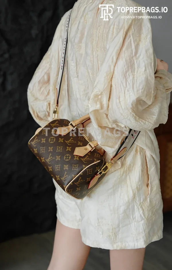 i1763534198064_4560_0_8 Louis Vuitton Speedy in Brown
