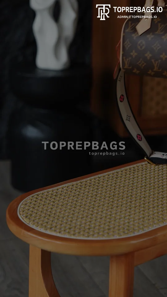 i1763534214701_6326_0_0 Louis Vuitton Speedy in Brown