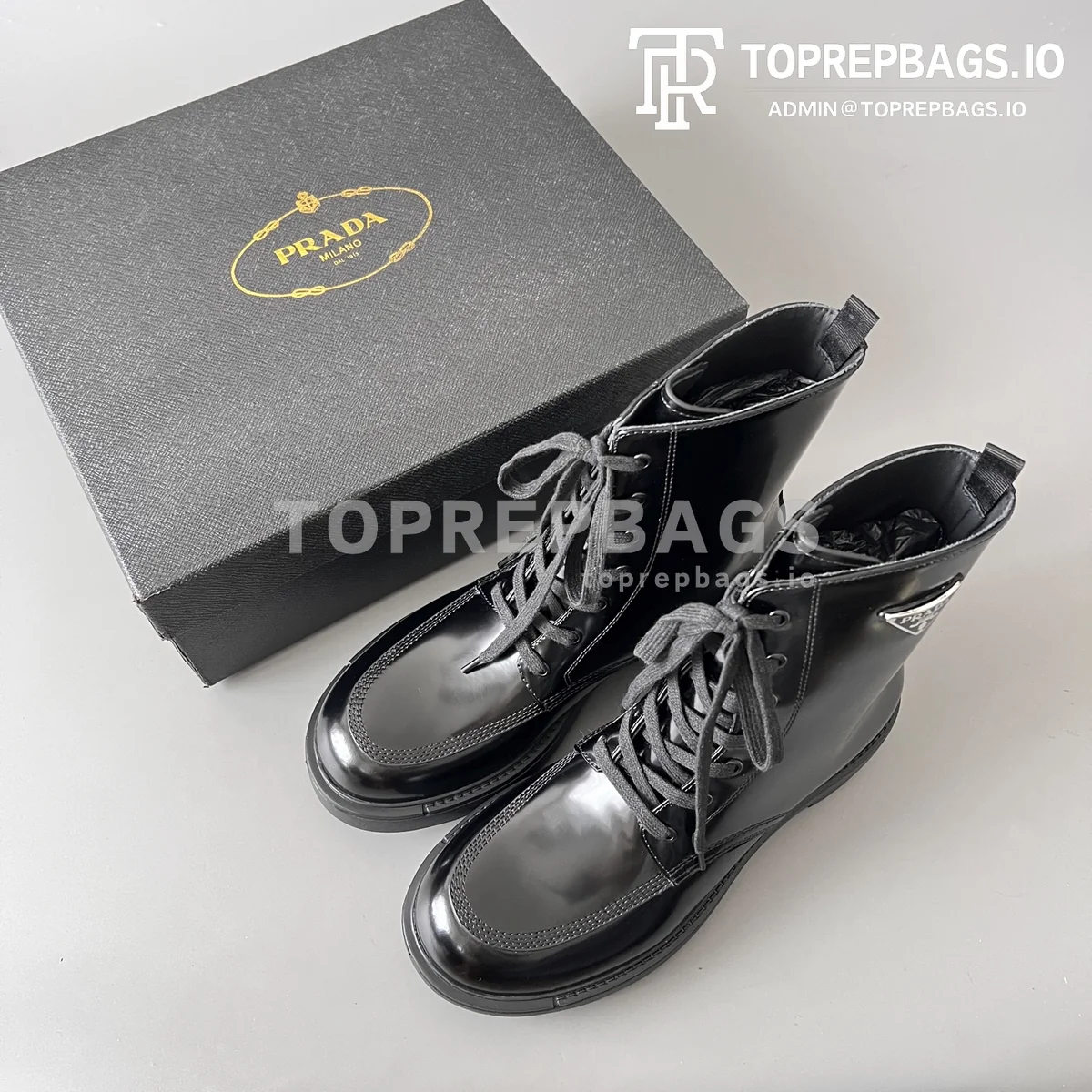 i1763558541510_2608_0_8 Prada Monolith in Black