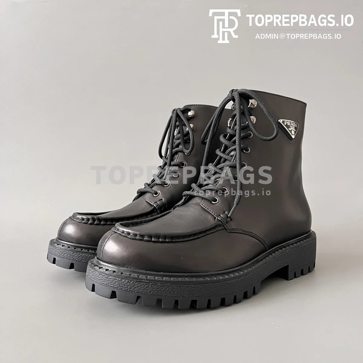 i1763558697076_2967_0_0 Prada in Gunmetal