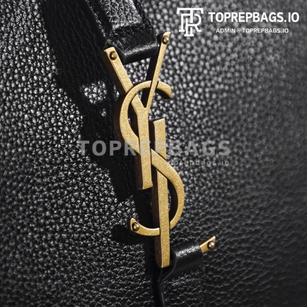 i1763612143591_3910_0_0 YSL Le 5 A 7 in Black