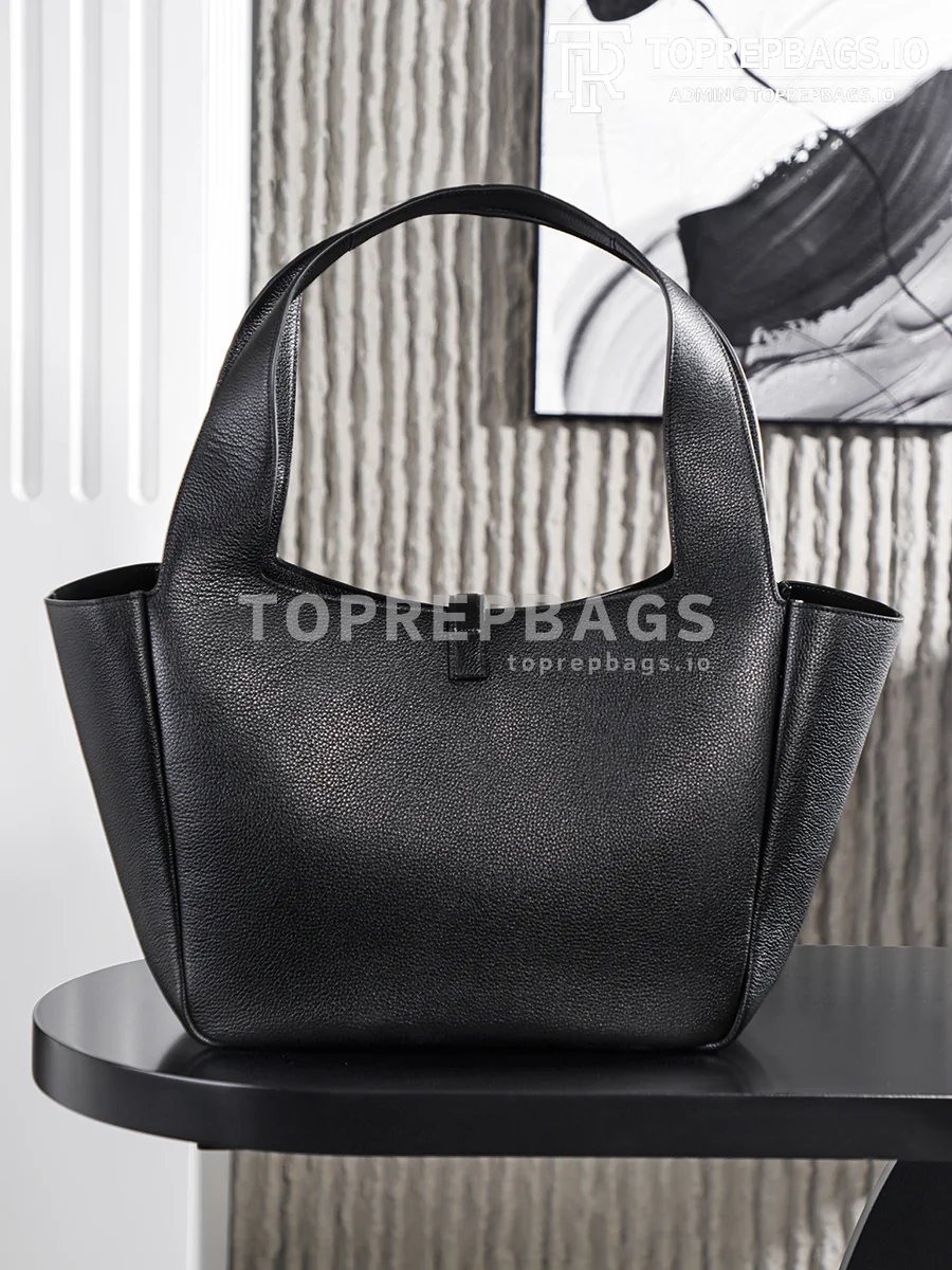i1763612285723_9657_0_6 YSL Le 5 A 7 in Black