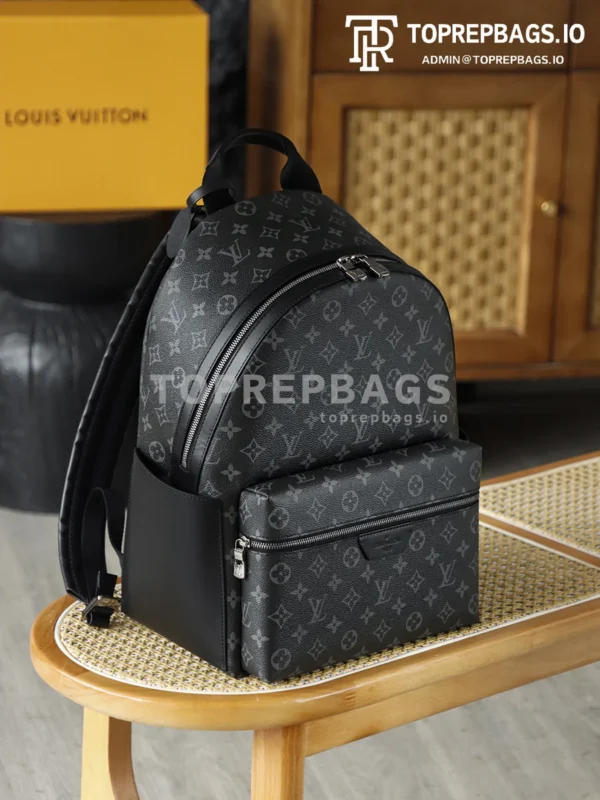 i1764060839821_4464_0_5 Louis Vuitton Discovery in Black