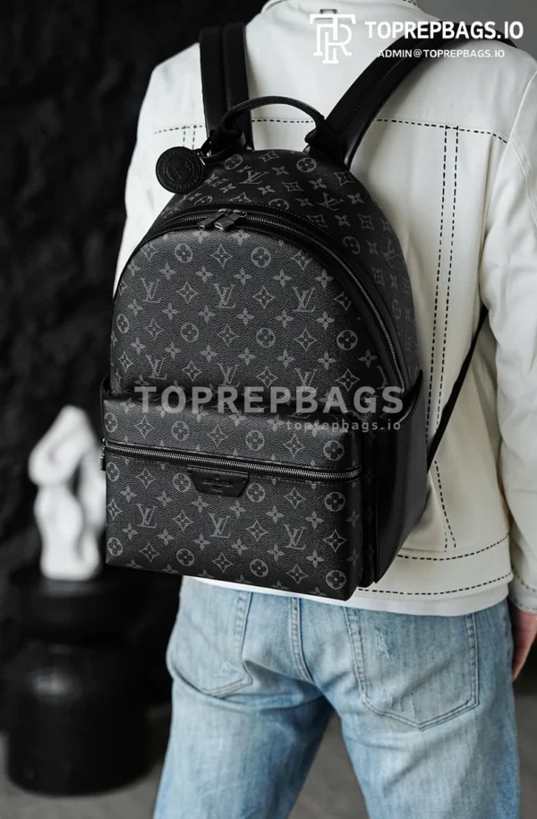 i1764060985068_731_0_5 Louis Vuitton Discovery in Black
