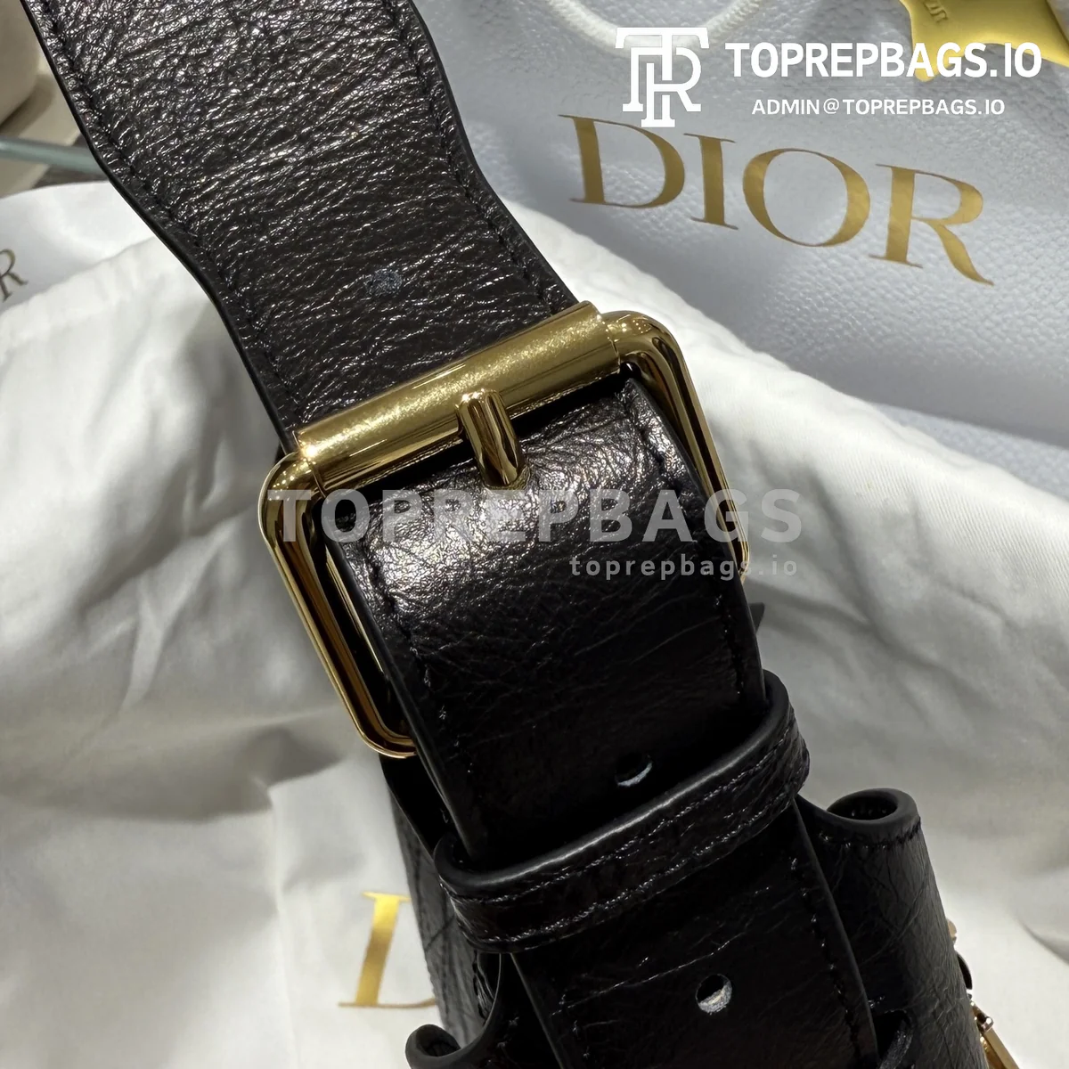 i1764228996100_3210_0_6 Dior Voyage Small Hobo in Black