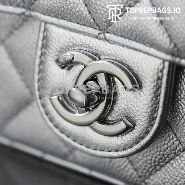 i1764239437169_8736_0_8 Chanel Pearl Crush Square Mini Caviar Leather Silver-tone Hardware Shoulder Bag detailed product image