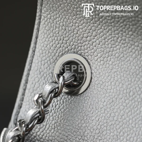 i1764239438818_378_0_5 Chanel Pearl Crush Square Mini Caviar Leather Silver-tone Hardware Shoulder Bag detailed product image