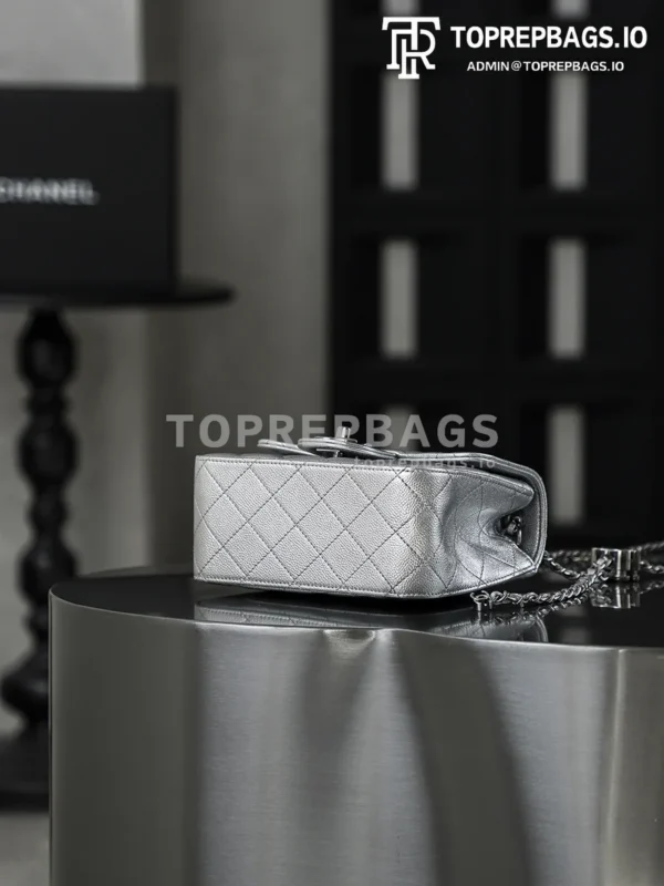 i1764239552226_7266_0_4 Chanel Pearl Crush Square Mini Caviar Leather Silver-tone Hardware Shoulder Bag detailed product image