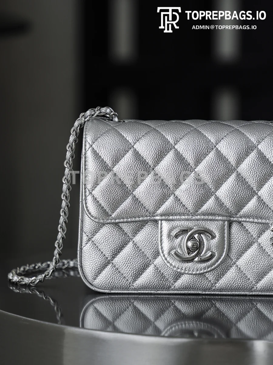i1764239553267_2568_0_10 Chanel Pearl Crush Square Mini Caviar Leather Silver-tone Hardware Shoulder Bag detailed product image